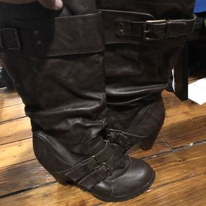 Brown madden girl heeled boots with buckles